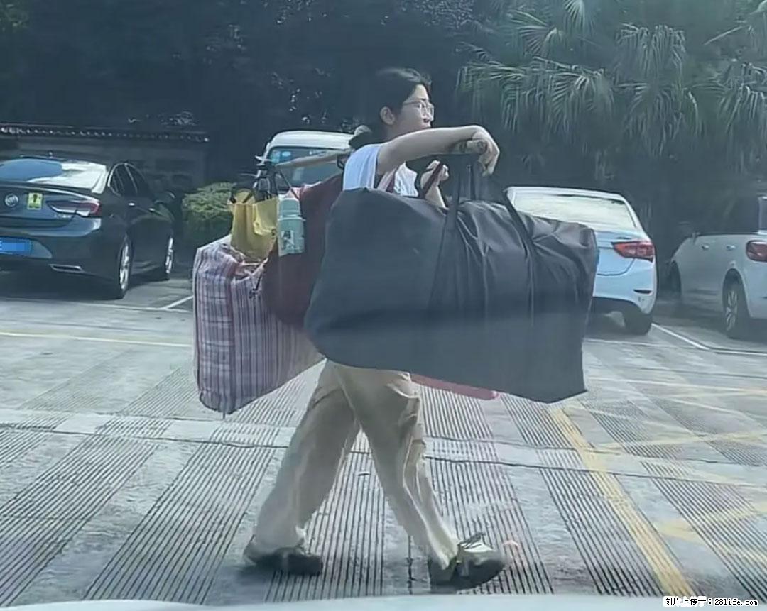 全网追的“扁担女孩”，找了一份暑假工，时薪12元 - 汉中生活资讯 - 汉中28生活网 hanzhong.28life.com